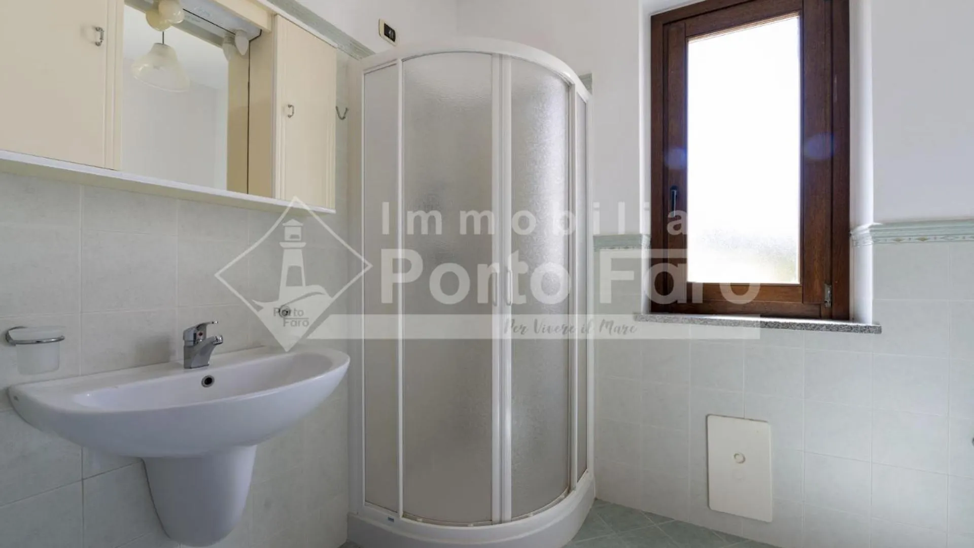 Via Incrociatore Trieste 7 Sx - Spazioso Quadrilocale In Centro A Палау Италия